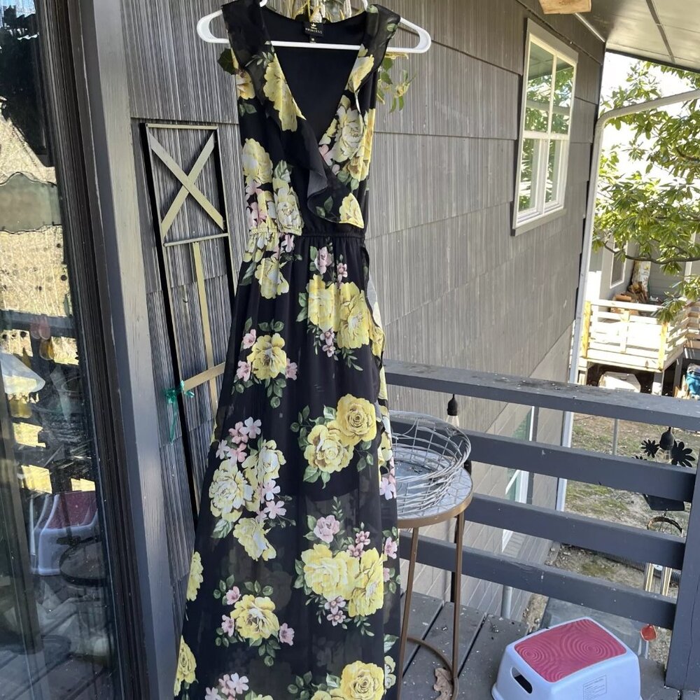 Disney Princess M Womens Black Floral Chiffon Lined Maxi Dress Belted Summer